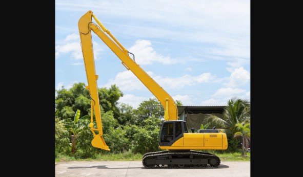 Long Reach Excavator Hire
